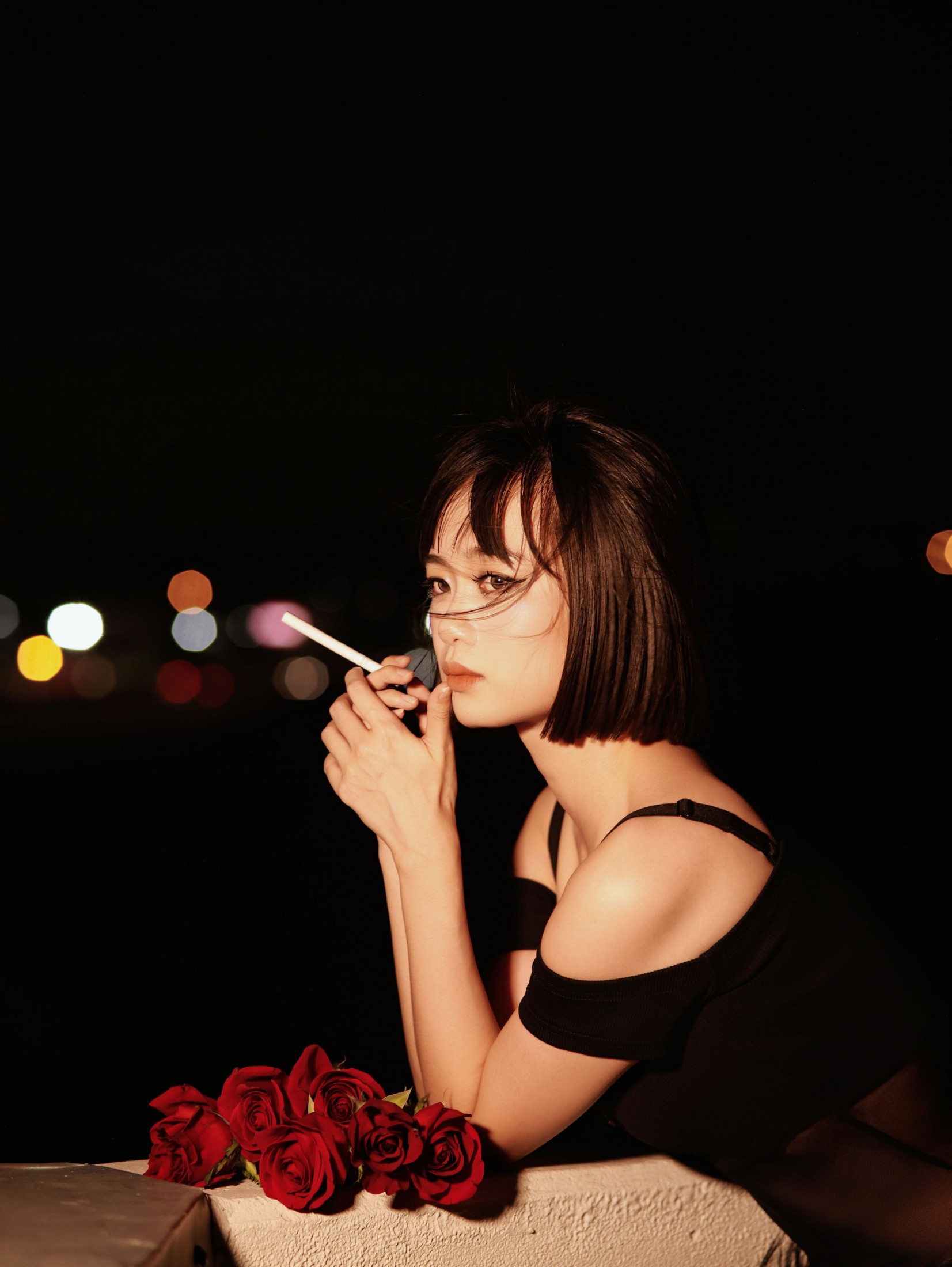 – 《天台性感纯欲风》[12P]