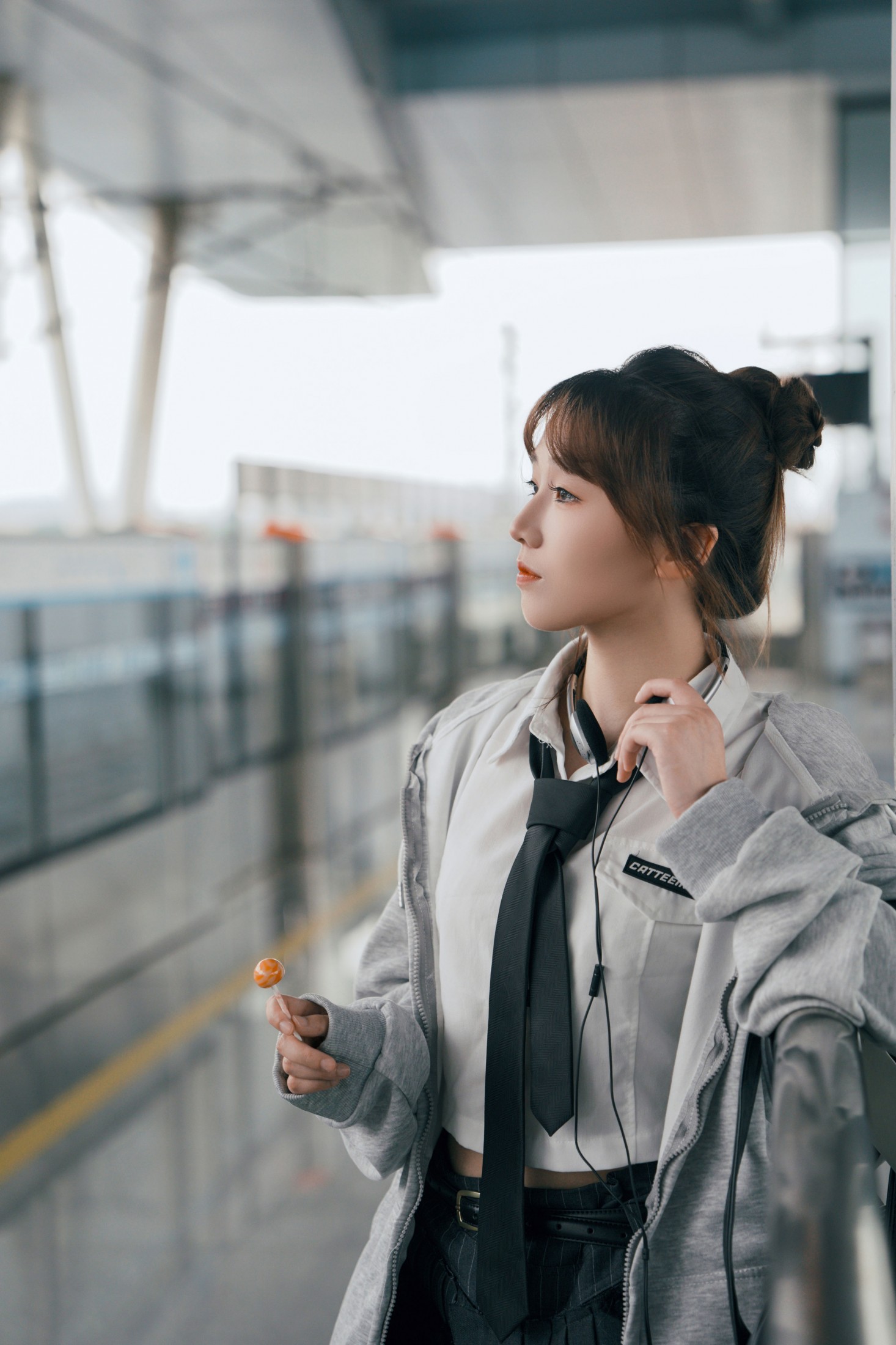 柚子皮 – 《日系地铁站-“听见风，是青春留下的脚步声”》[19P]