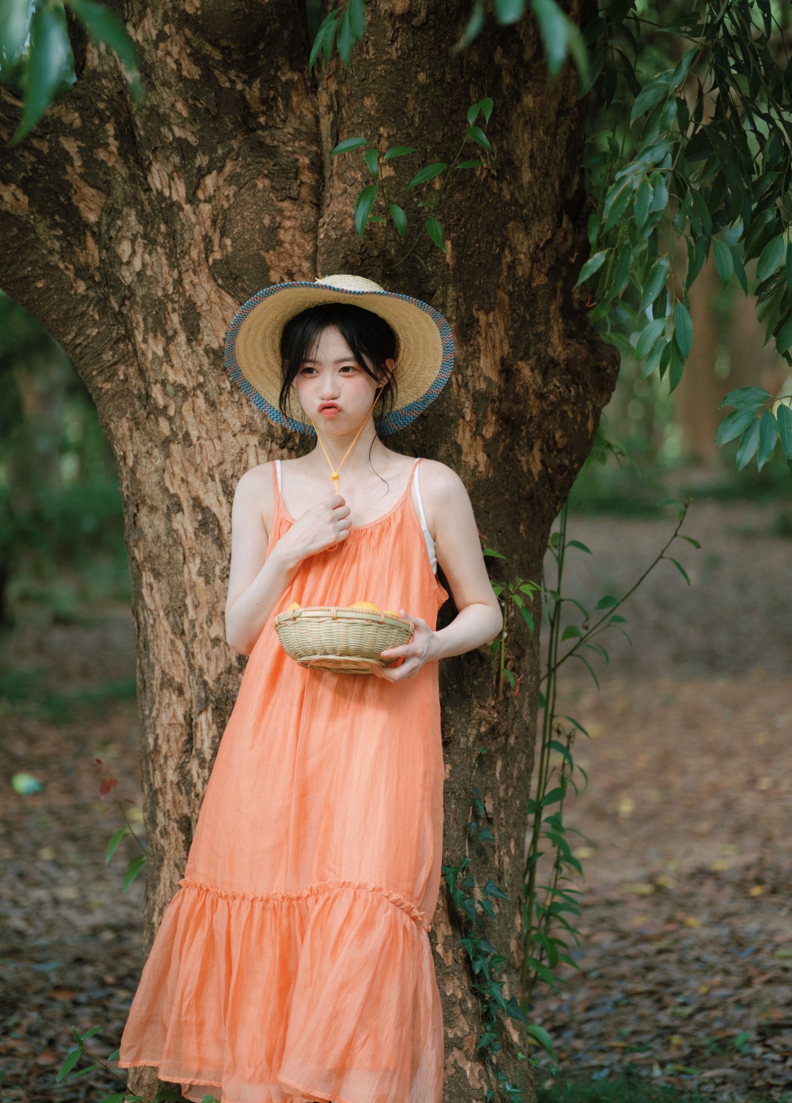 康渝茜Niki – 《感受夏日的色彩》[16P]