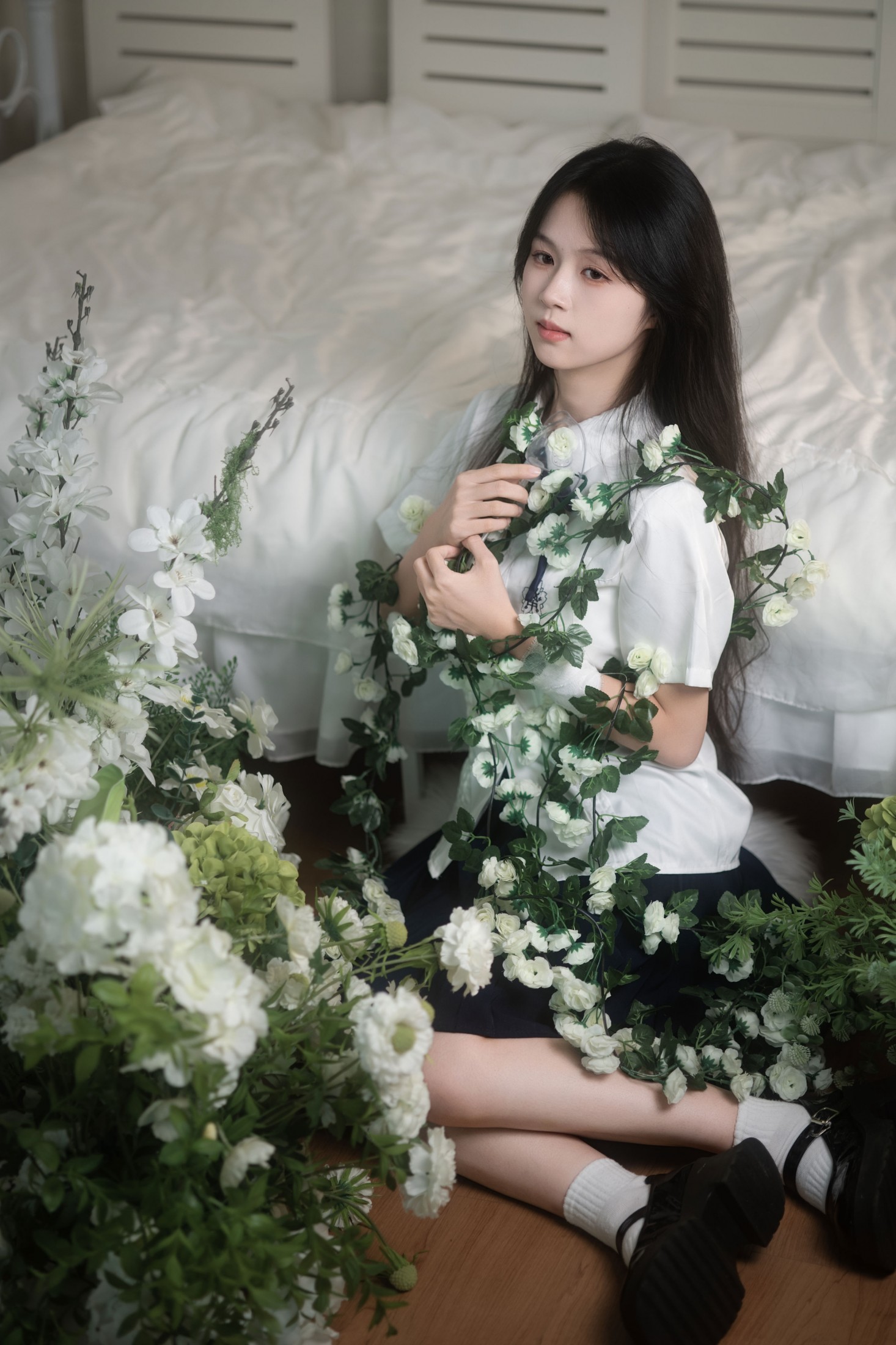 犯困小羊 – 《花吃了那女孩》[9P]